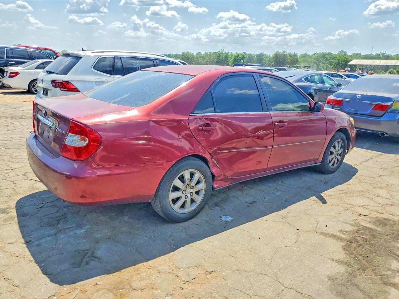 2003 TOYOTA CAMRY XLE photo 7