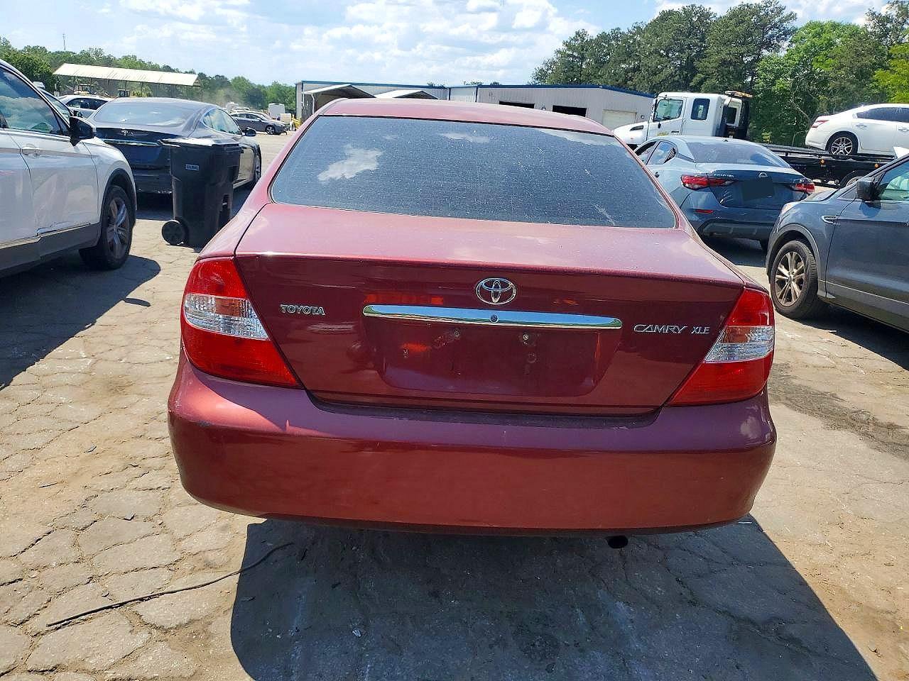 2003 TOYOTA CAMRY XLE photo 16
