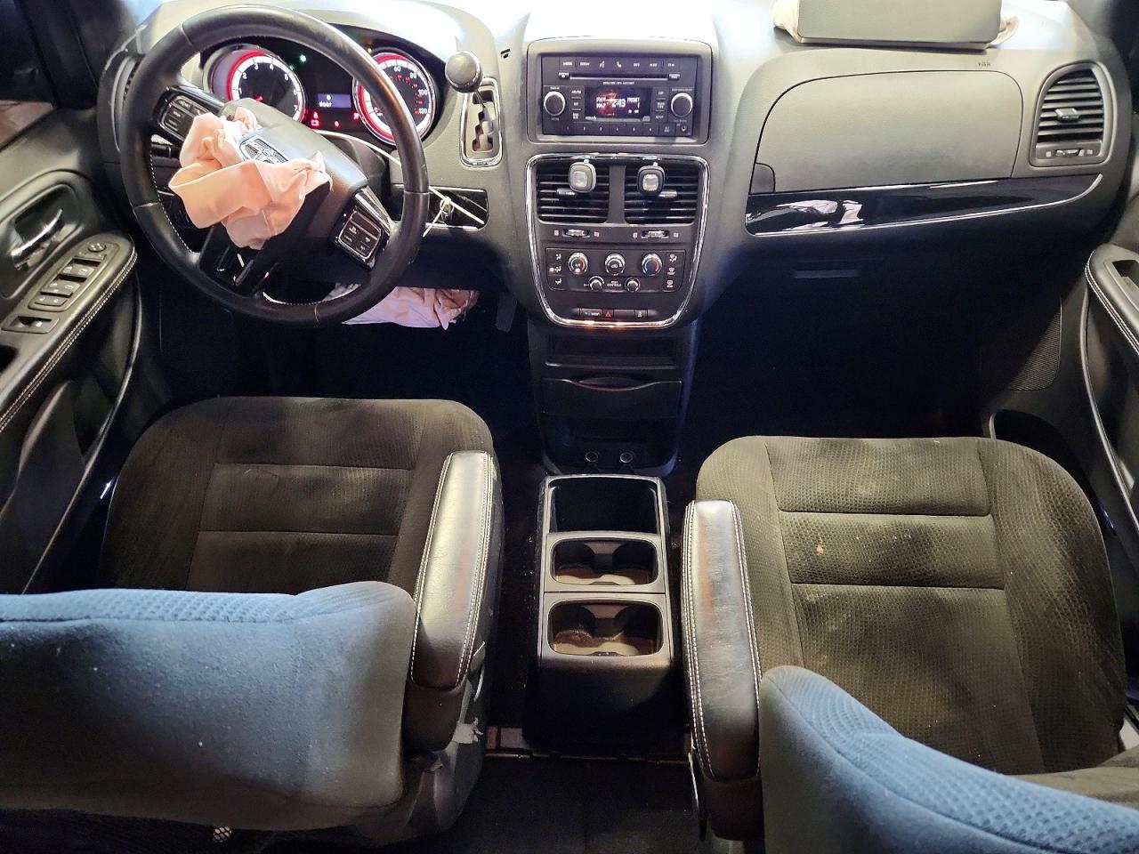 2015 DODGE GRAND CARAVAN SE photo 15