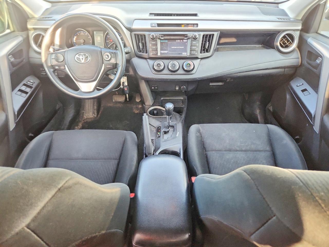 2017 TOYOTA RAV4 LE photo 22