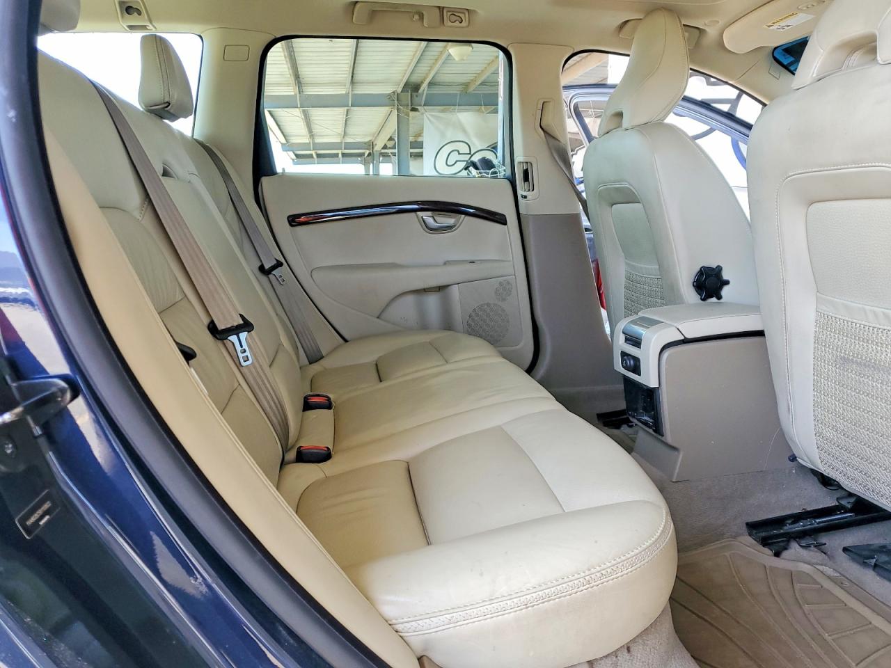 2011 VOLVO XC70 T6 photo 19