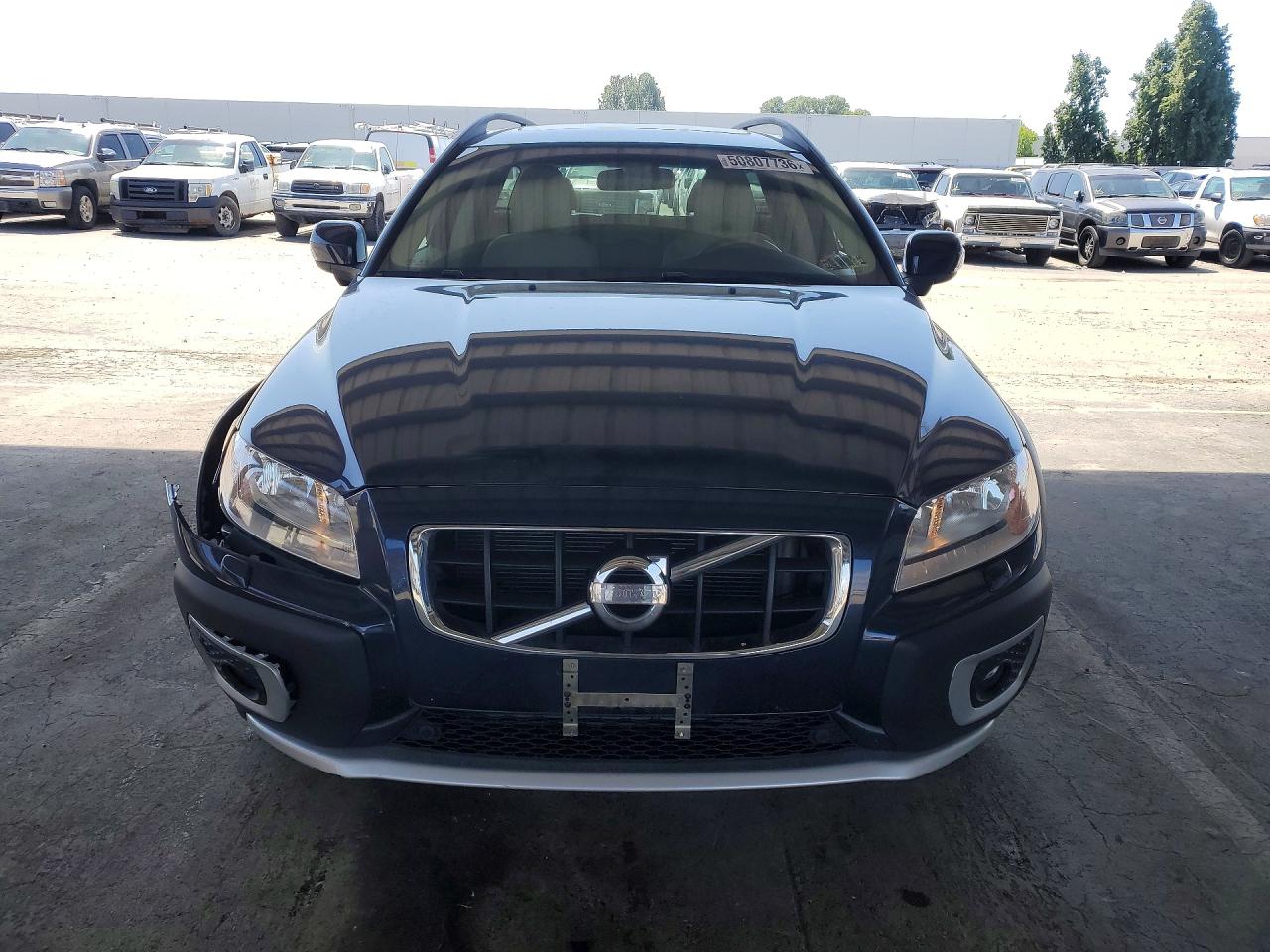 2011 VOLVO XC70 T6 photo 9