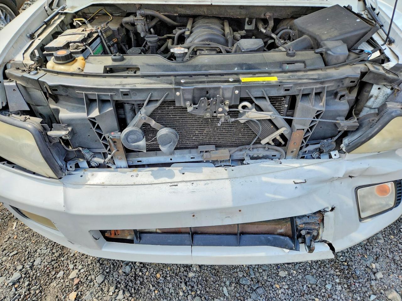 2005 INFINITI QX56 BASE photo 12