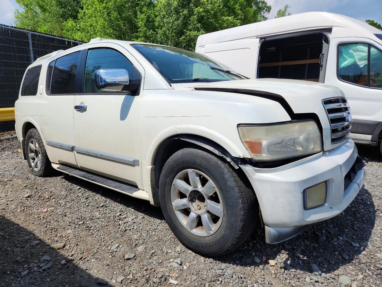 2005 INFINITI QX56 BASE photo 4