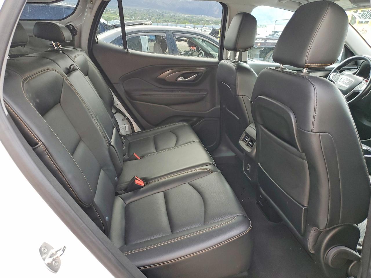2020 GMC TERRAIN SLT photo 21