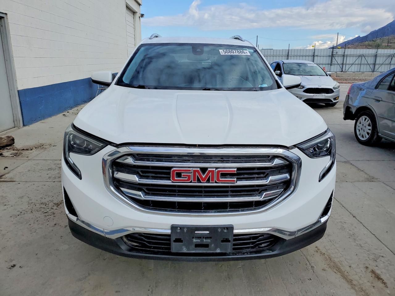 2020 GMC TERRAIN SLT photo 9