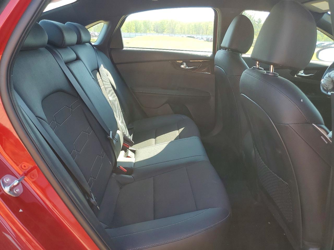 2024 KIA FORTE photo 10