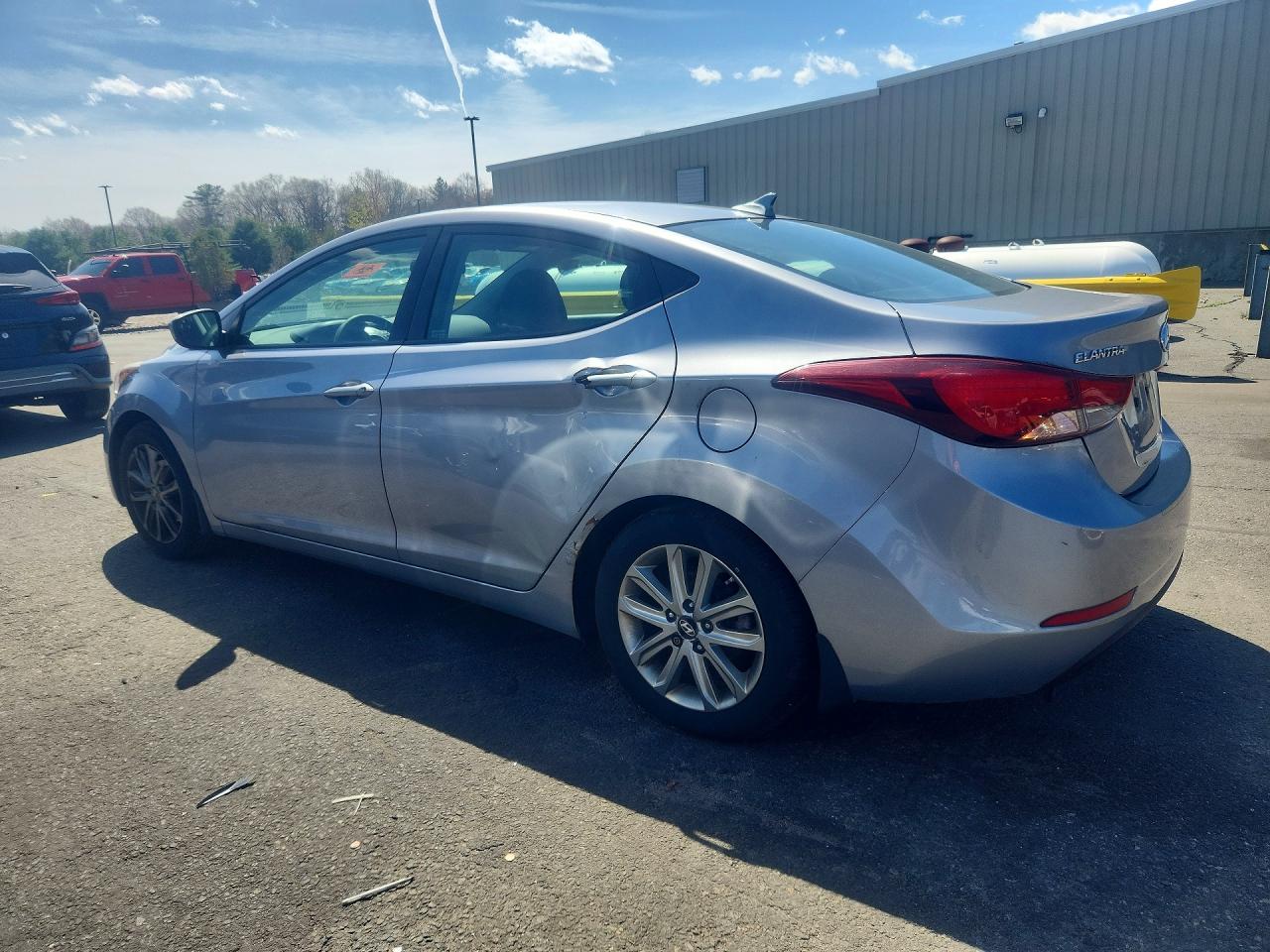 2015 HYUNDAI ELANTRA SE photo 3