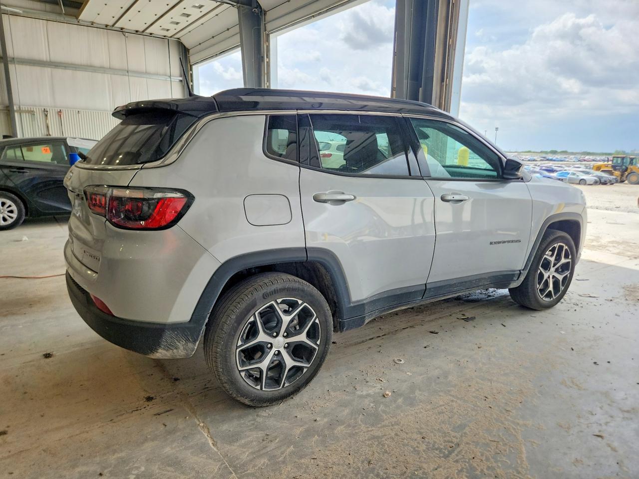 2024 JEEP COMPASS LIMITED photo 5