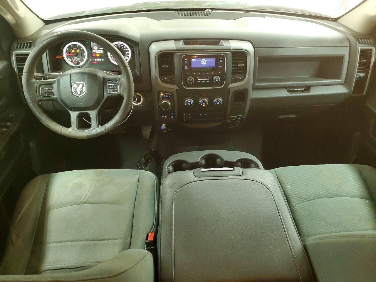 2014 RAM 1500 ST photo 8