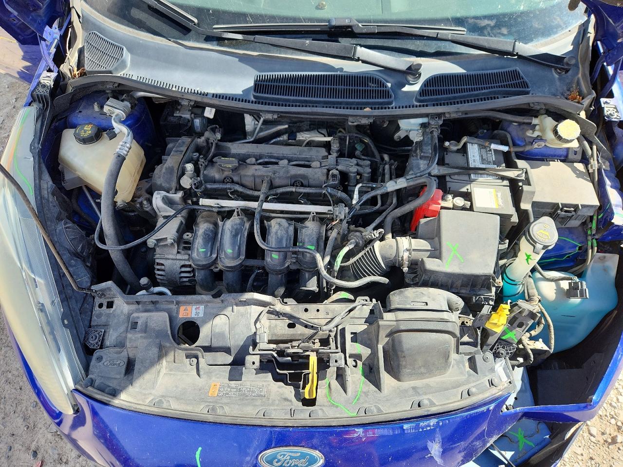 2015 FORD FIESTA SE photo 31