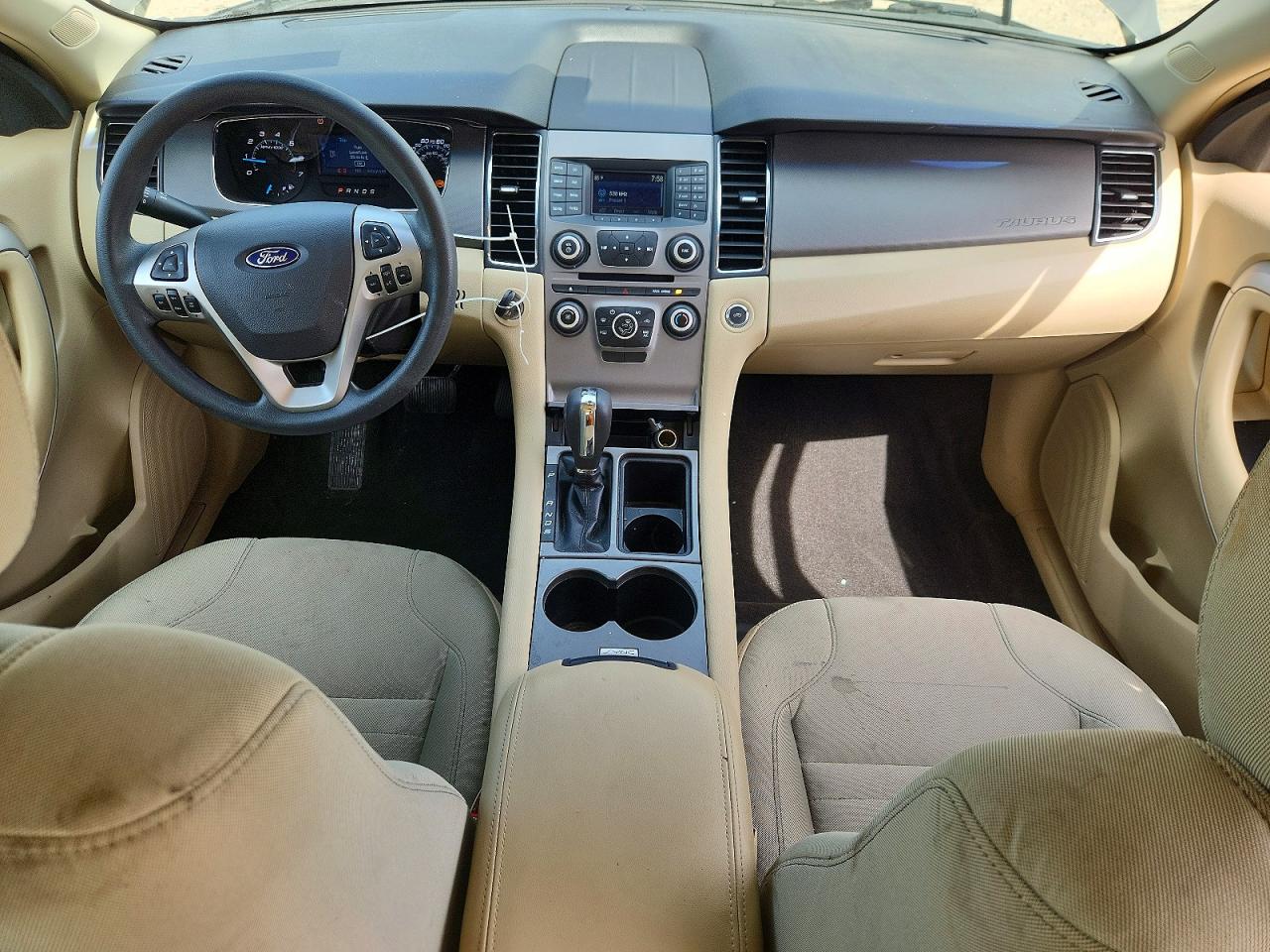 2018 FORD TAURUS SE photo 8