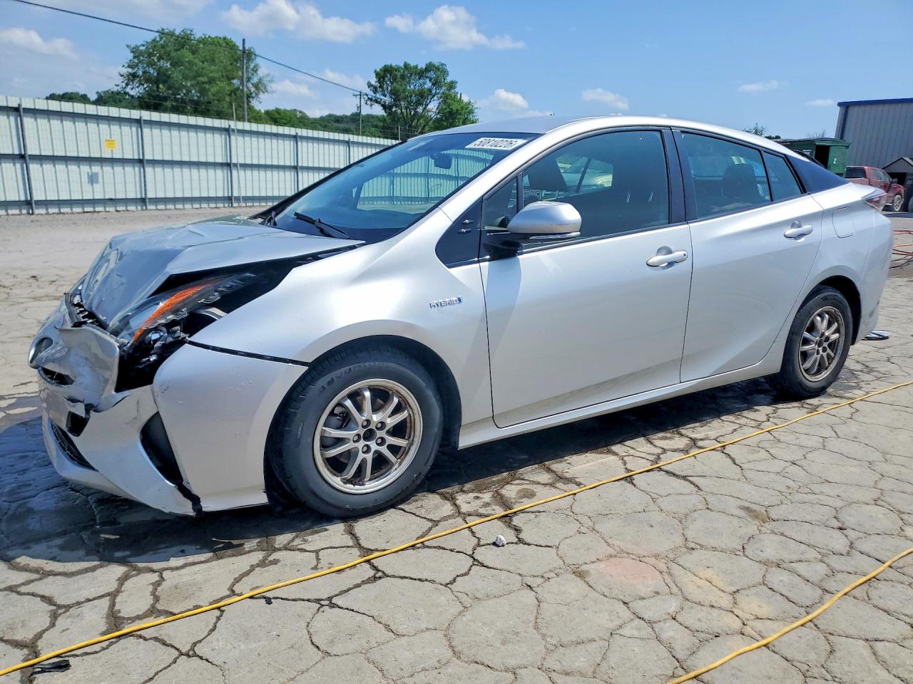 2016 TOYOTA PRIUS