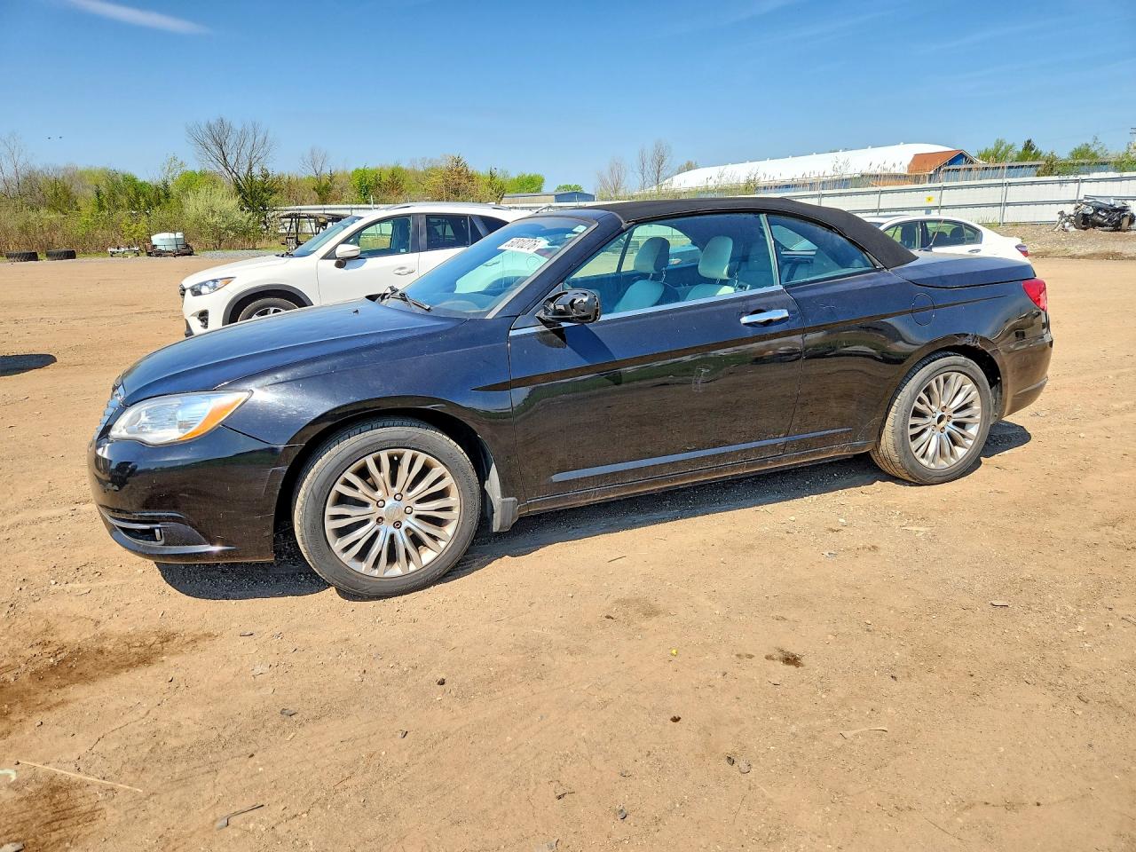 2013 CHRYSLER 200