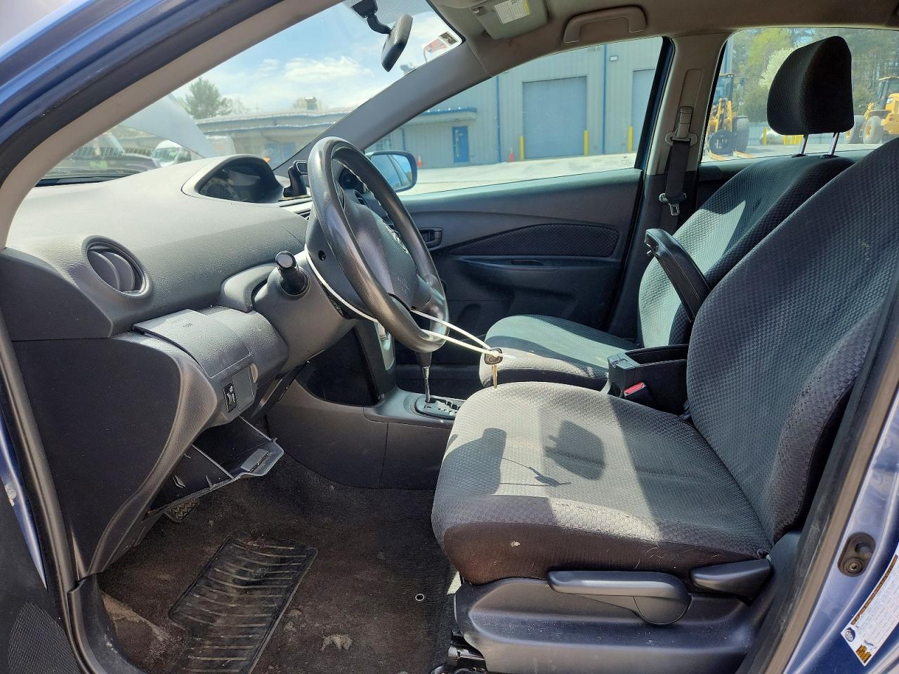 2007 TOYOTA YARIS BASE photo 13