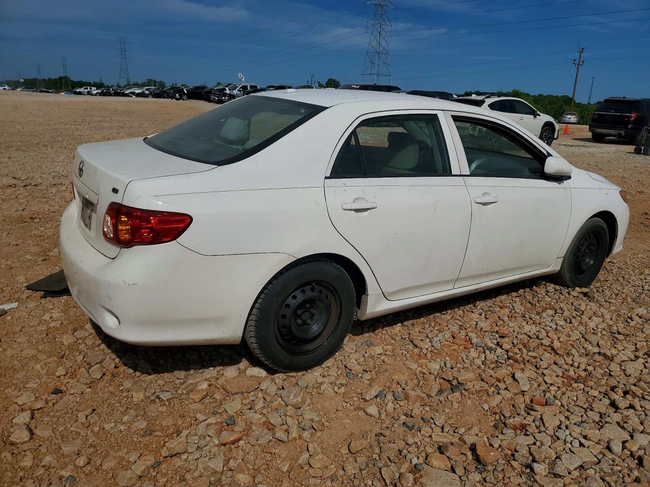 2010 TOYOTA COROLLA LE photo 5