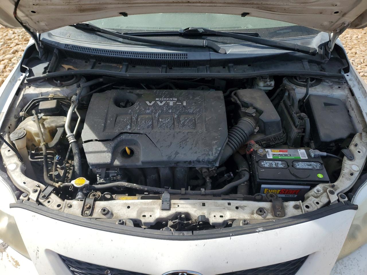 2010 TOYOTA COROLLA LE photo 21