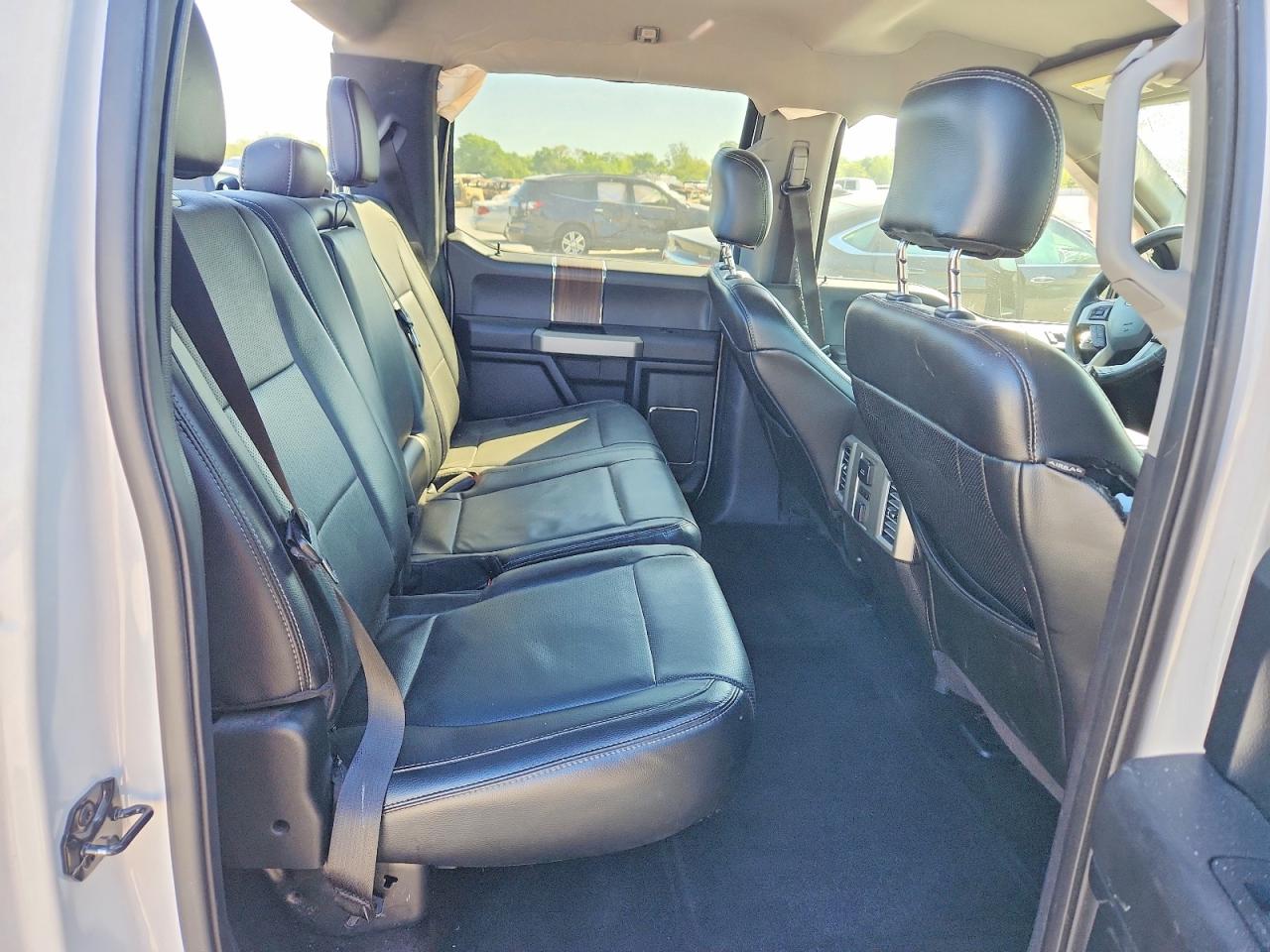 2016 FORD F150 SUPERCREW photo 28