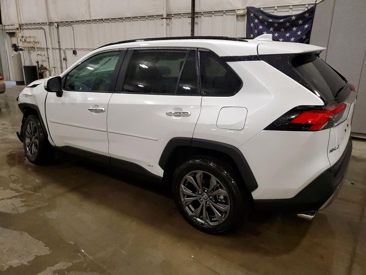 2024 TOYOTA RAV4 LIMITED photo 4