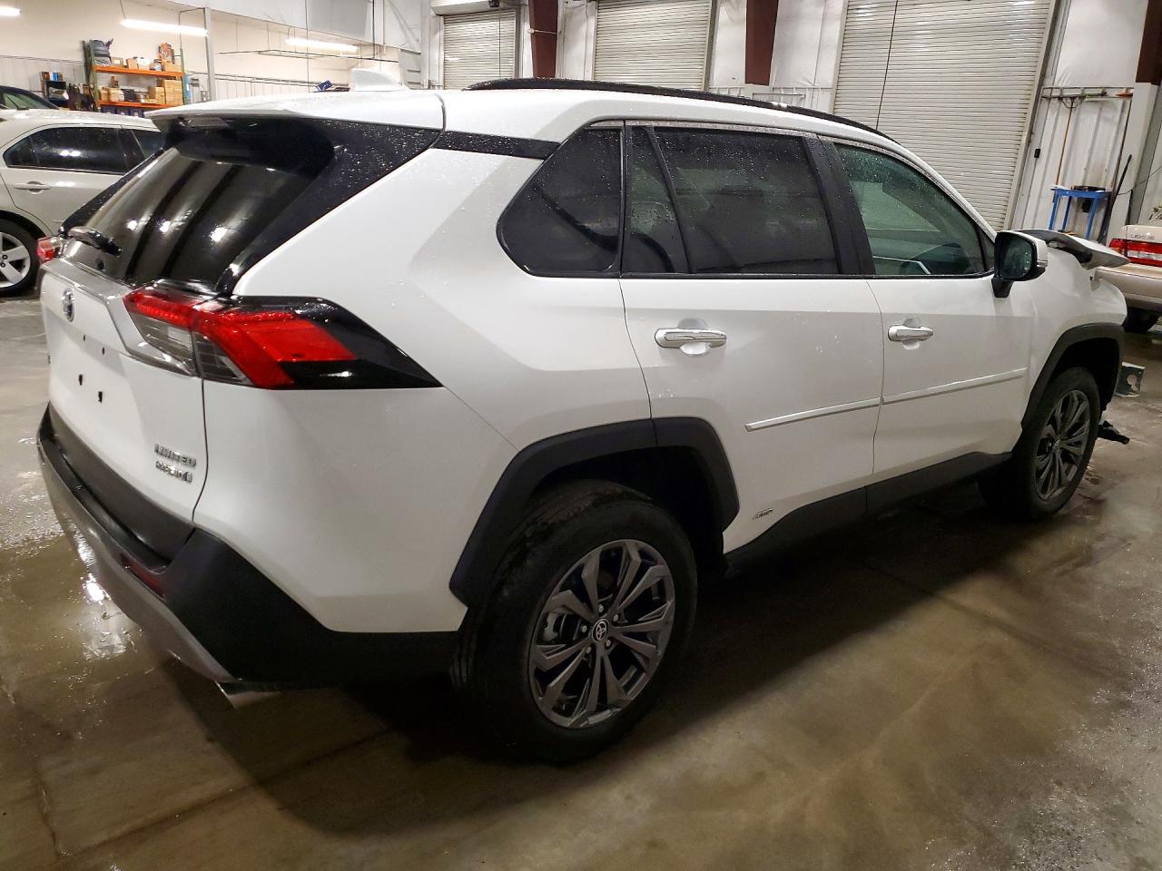 2024 TOYOTA RAV4 LIMITED photo 7
