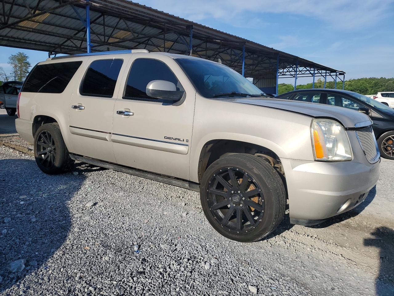 2008 GMC YUKON XL DENALI photo 7