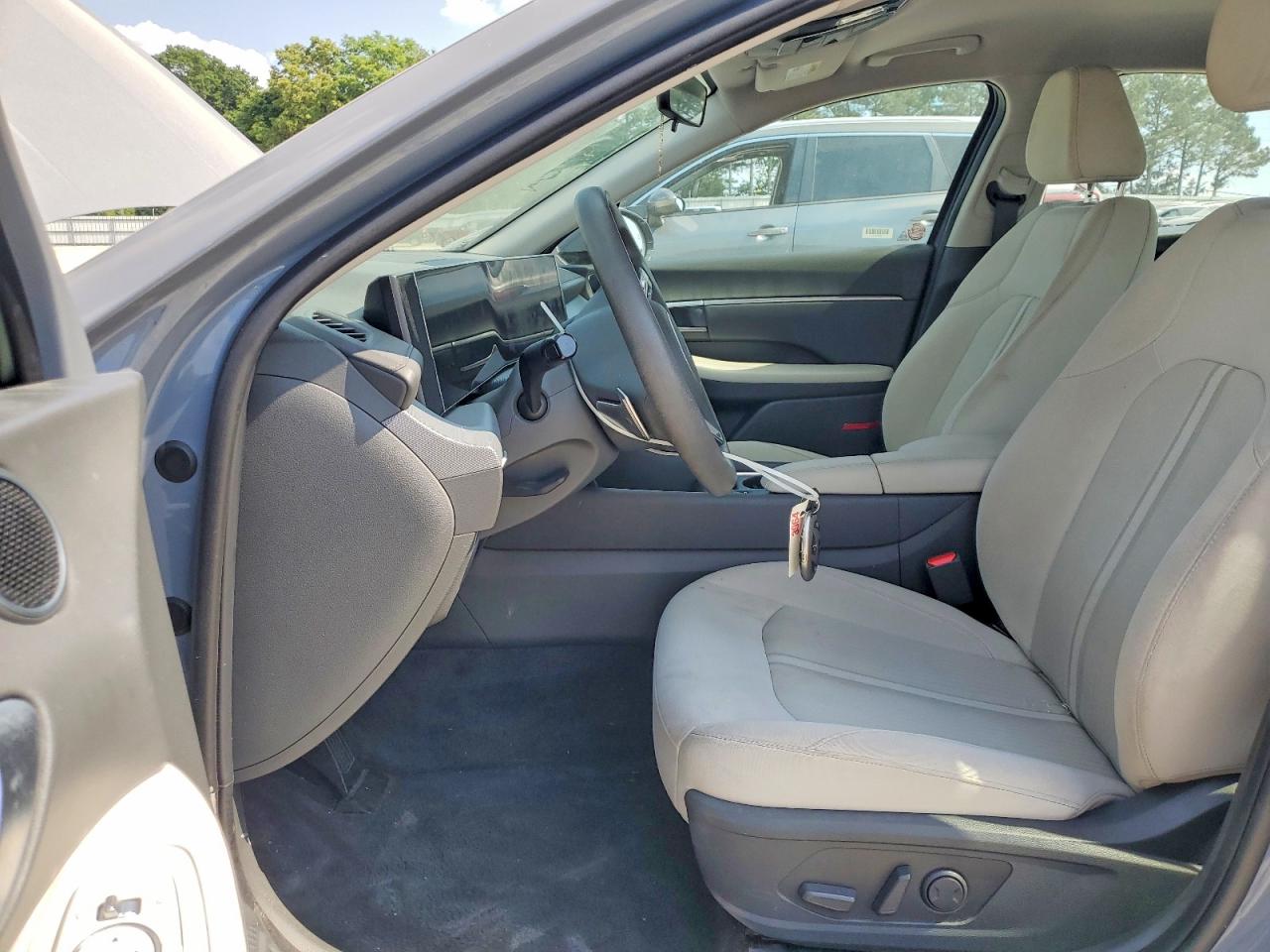 2024 HYUNDAI SONATA SEL photo 19