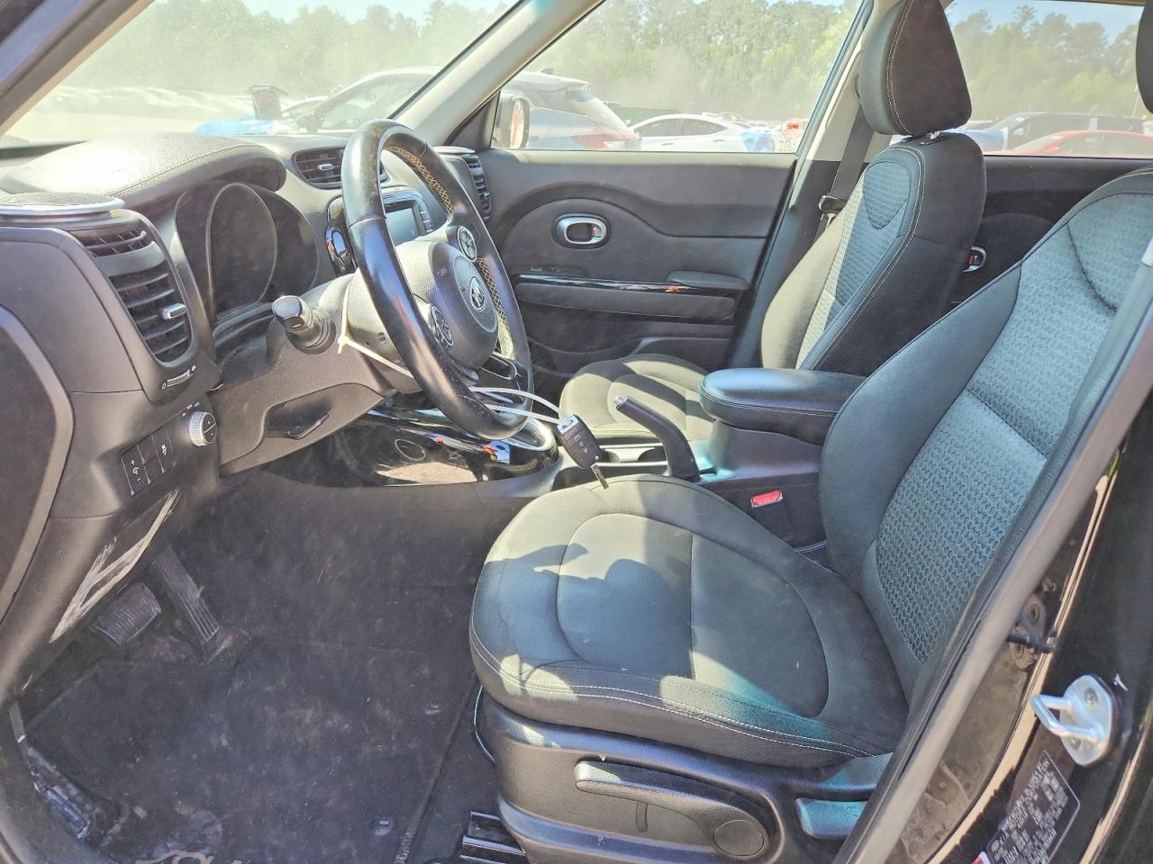 2016 KIA SOUL + photo 19