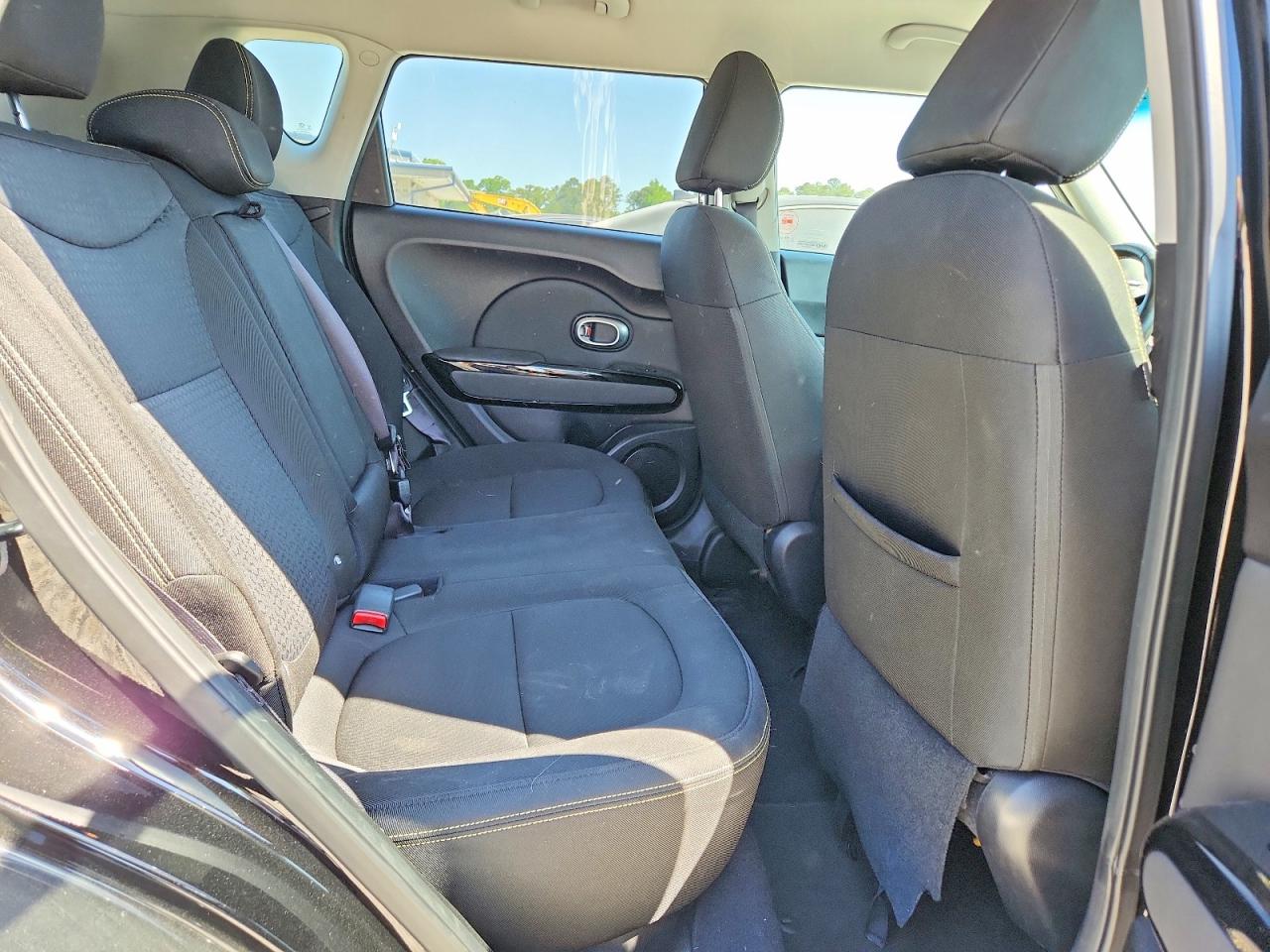 2016 KIA SOUL + photo 28