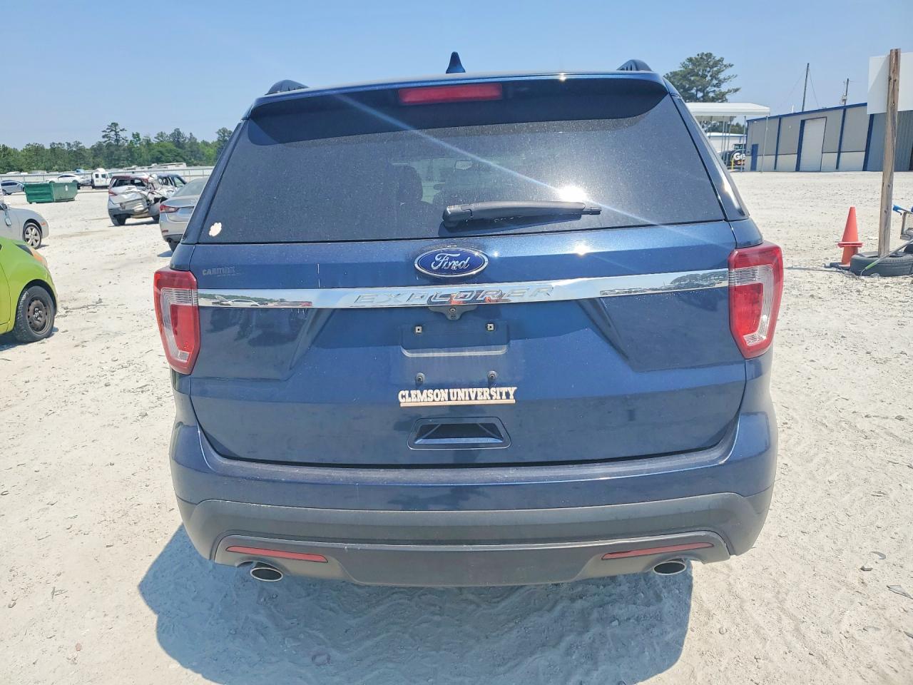 2017 FORD EXPLORER photo 16