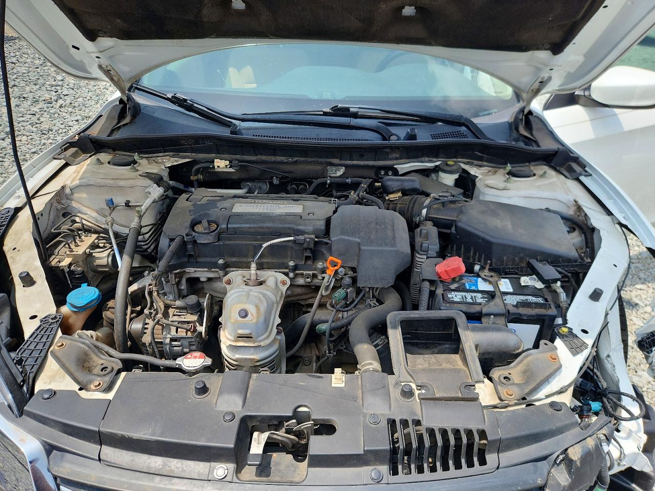 2013 HONDA ACCORD LX photo 31