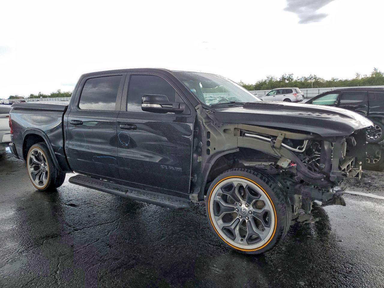 2021 RAM 1500 LARAMIE photo 7