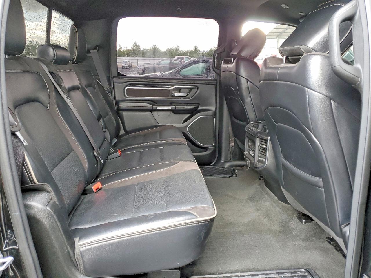 2021 RAM 1500 LARAMIE photo 19