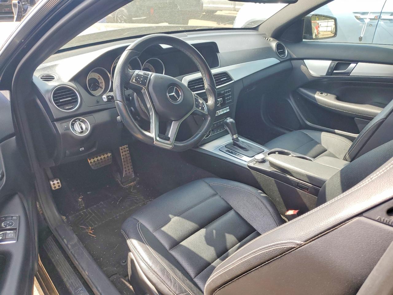 2015 MERCEDES-BENZ C 250 photo 15