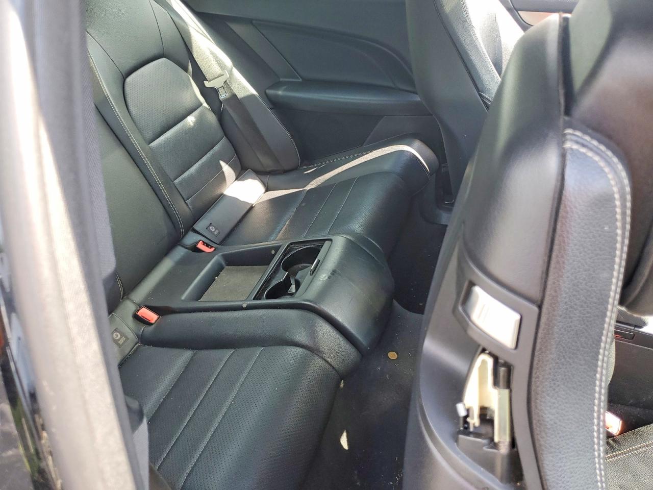 2015 MERCEDES-BENZ C 250 photo 19