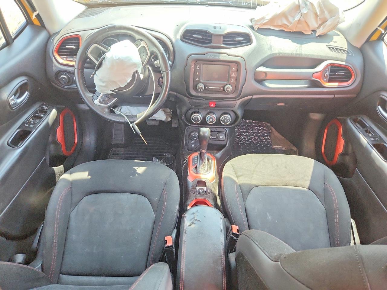 2017 JEEP RENEGADE TRAILHAWK photo 15