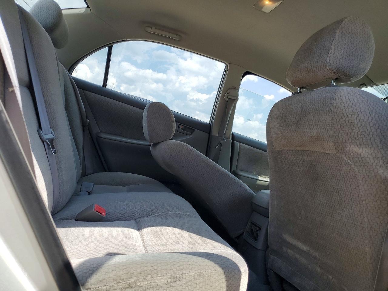 2003 TOYOTA COROLLA LE photo 28
