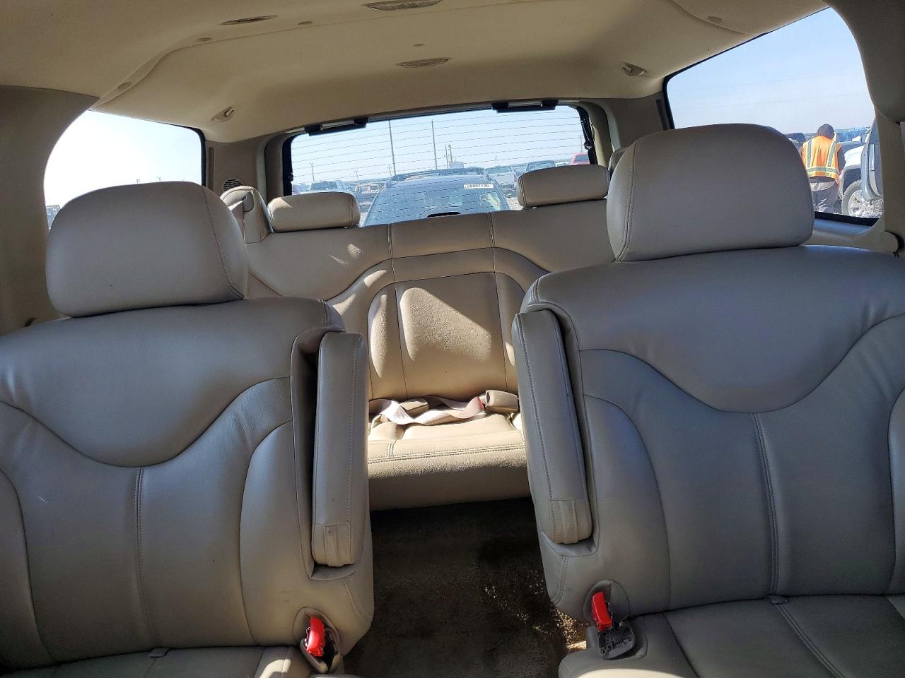 2002 GMC YUKON XL C1500 photo 19