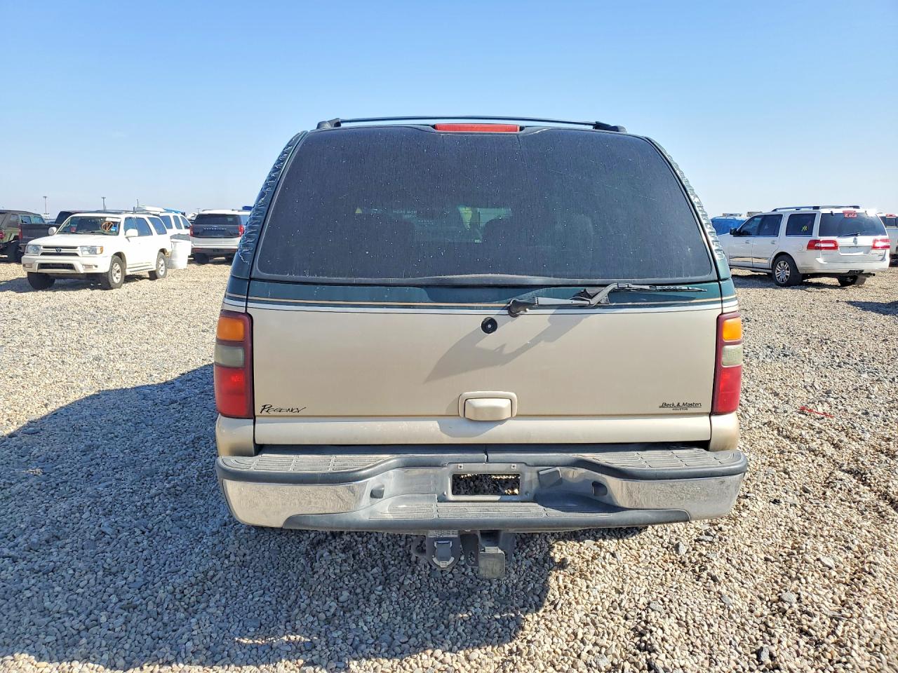 2002 GMC YUKON XL C1500 photo 11