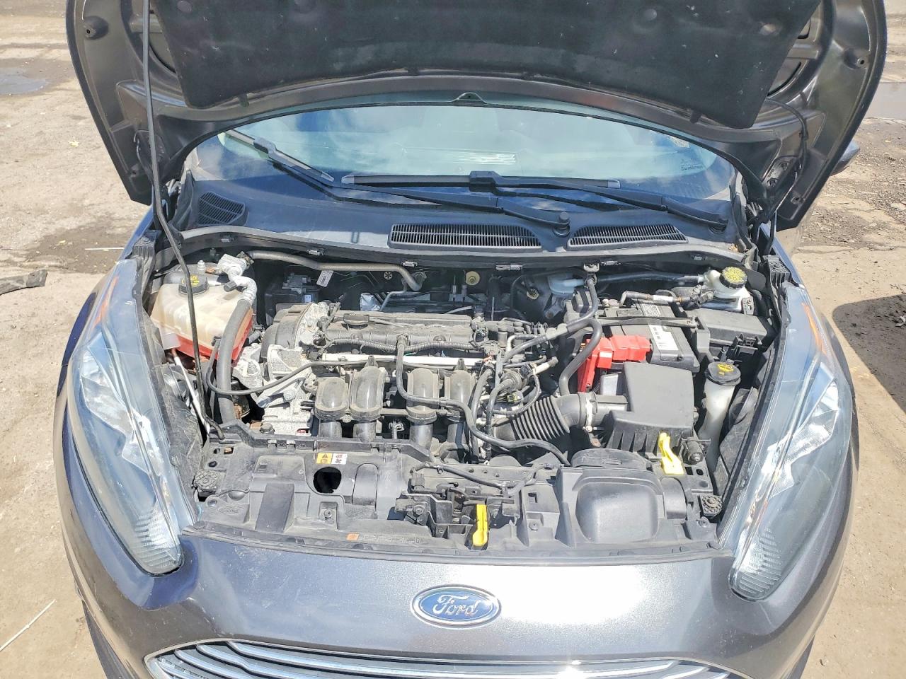 2019 FORD FIESTA photo 31