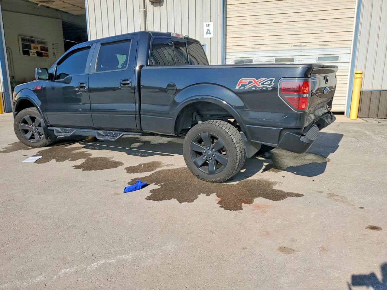 2013 FORD F150 SUPERCREW photo 4