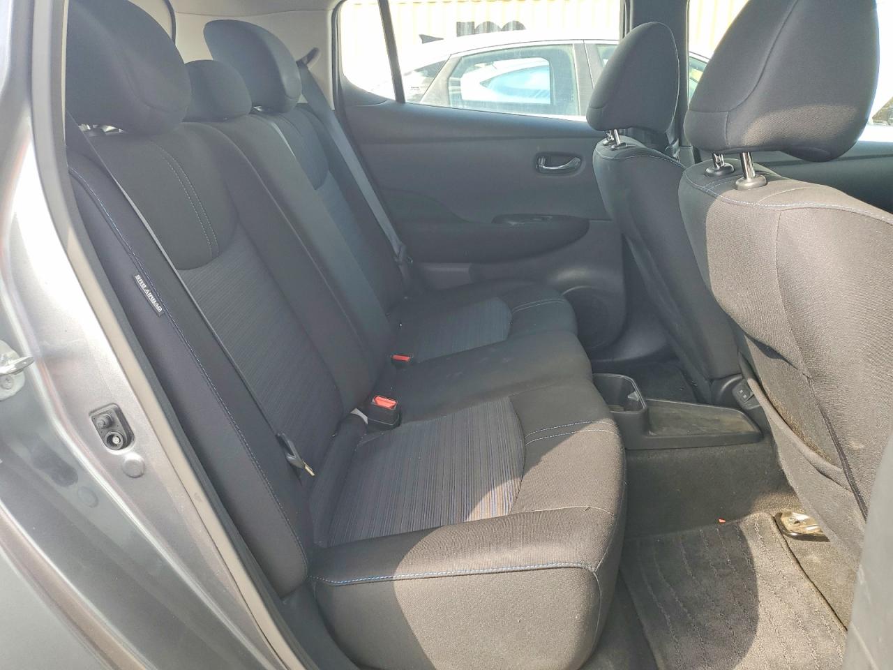 2023 NISSAN LEAF S photo 19