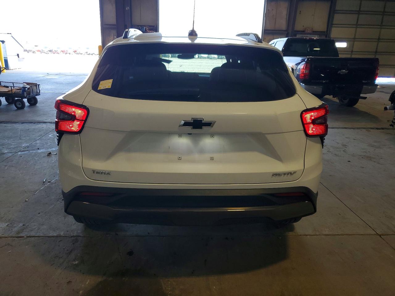 2025 CHEVROLET TRAX ACTIV photo 11