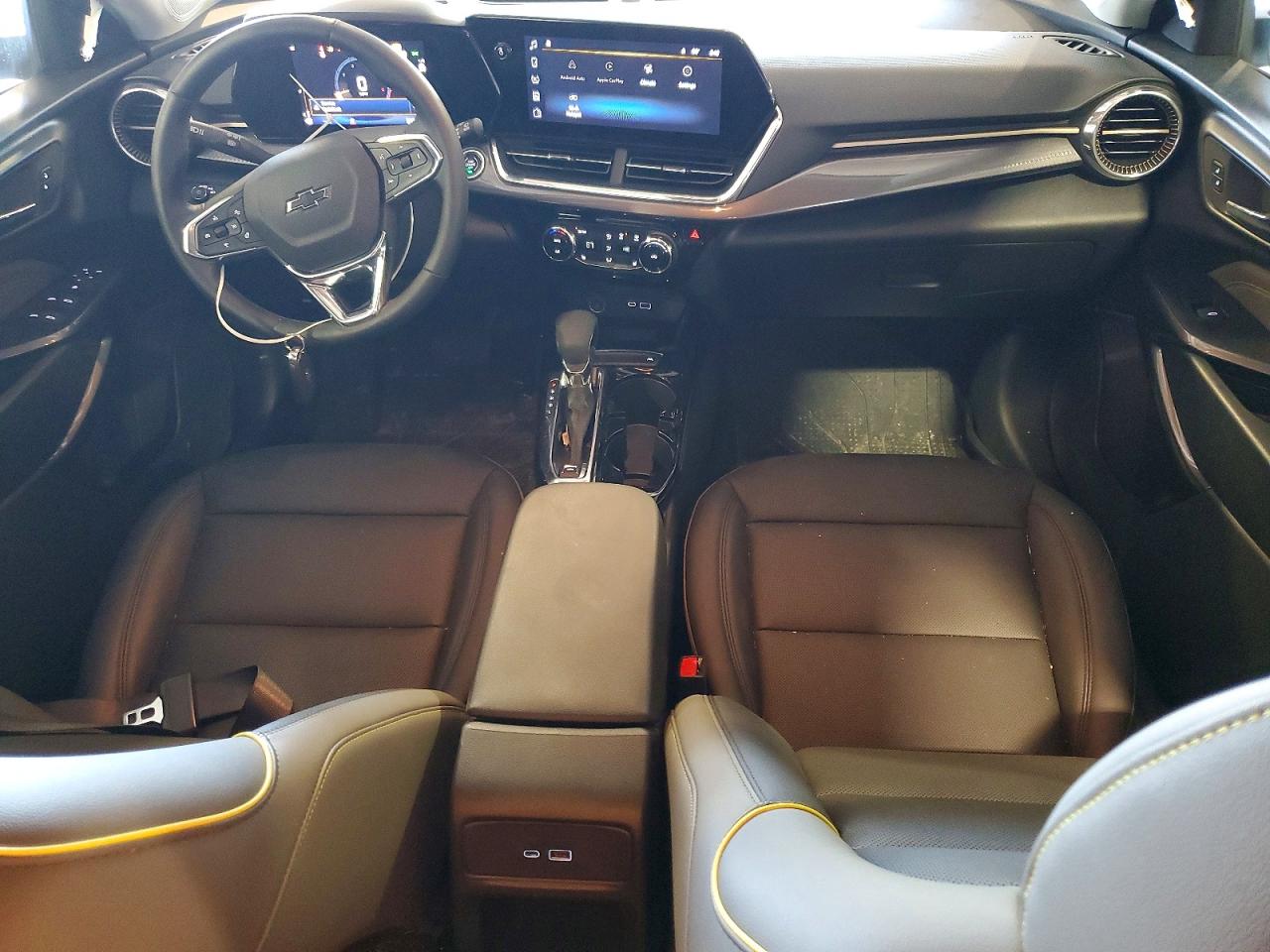 2025 CHEVROLET TRAX ACTIV photo 15