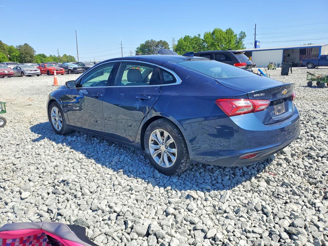 2021 CHEVROLET MALIBU LT photo 2