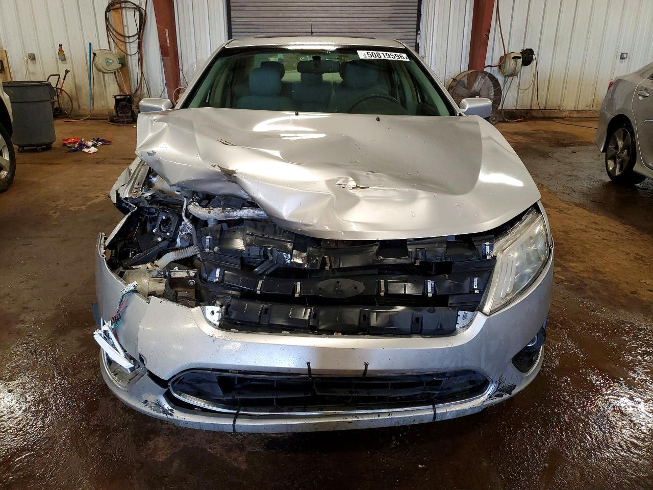 2011 FORD FUSION SE photo 5