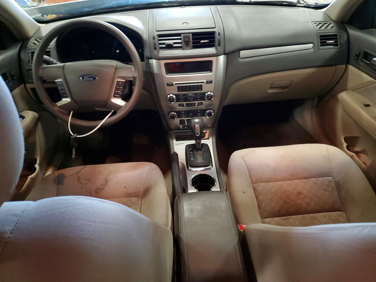 2011 FORD FUSION SE photo 8