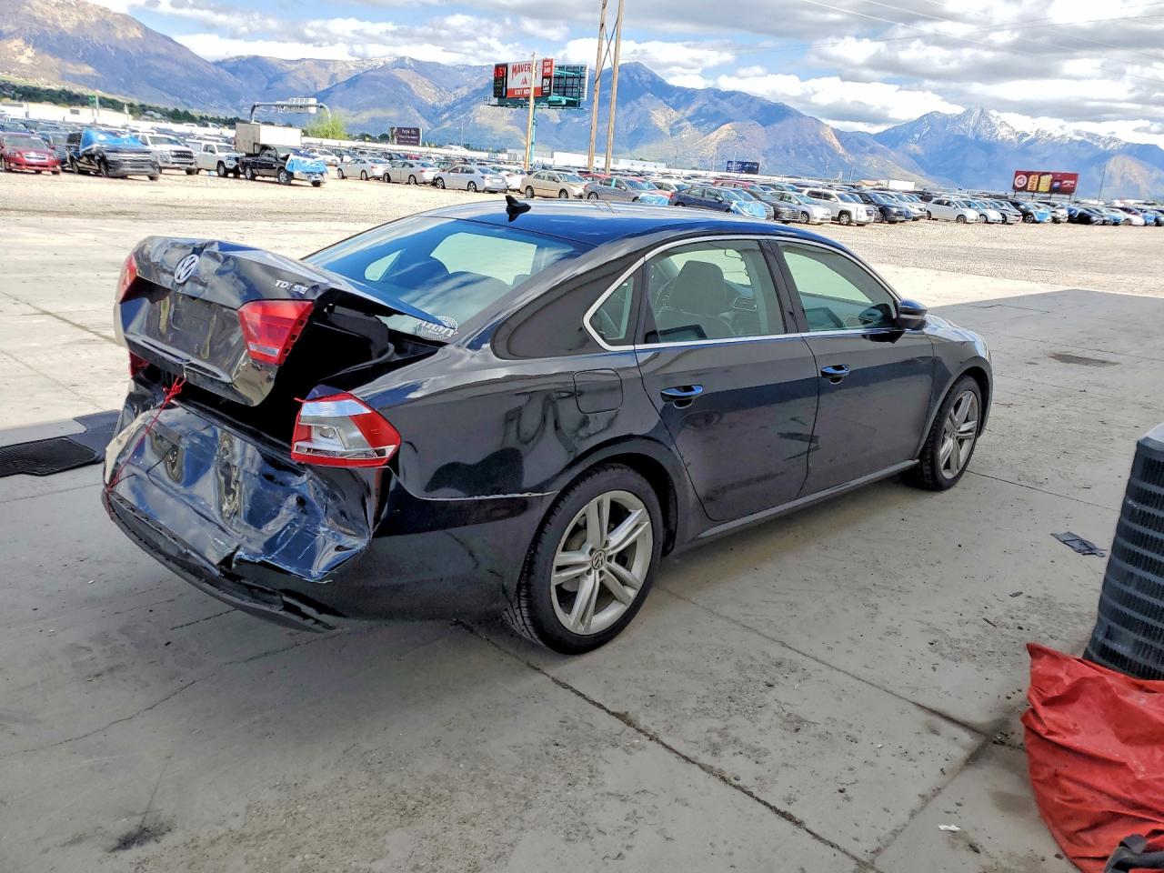 2015 VOLKSWAGEN PASSAT SE photo 7