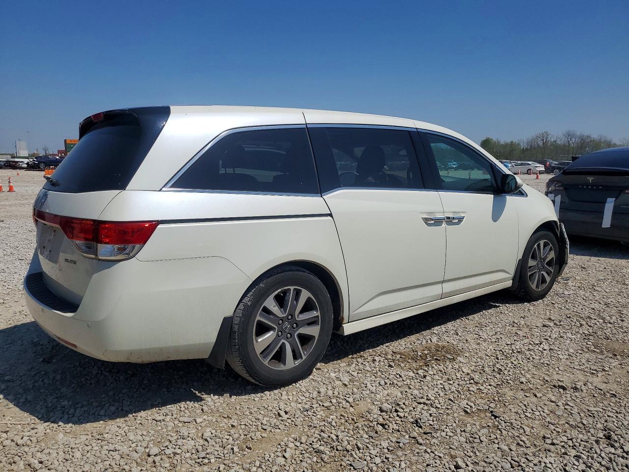 2014 HONDA ODYSSEY TOURING photo 5