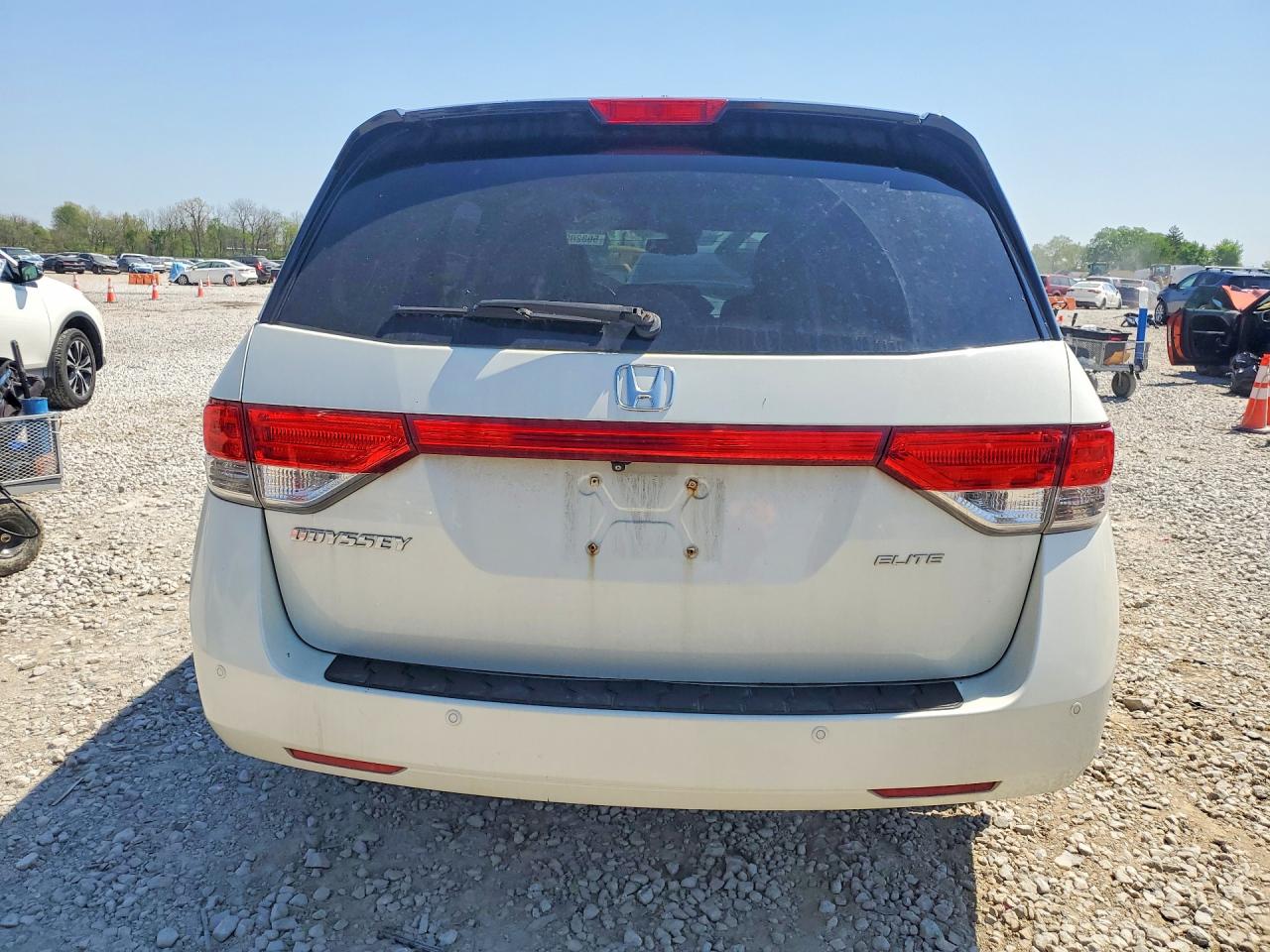 2014 HONDA ODYSSEY TOURING photo 11