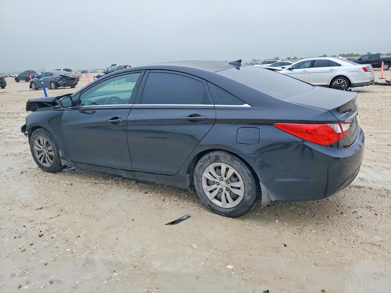 2012 HYUNDAI SONATA GLS photo 4